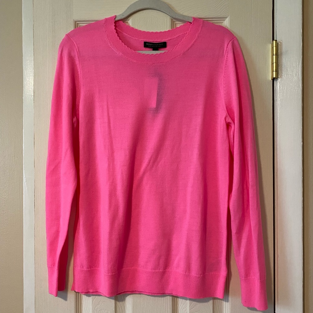 Banana Republic Hot Pink Scalloped Neck Sweater